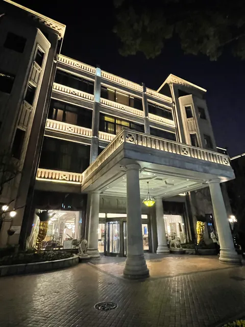 Donghu Hotel