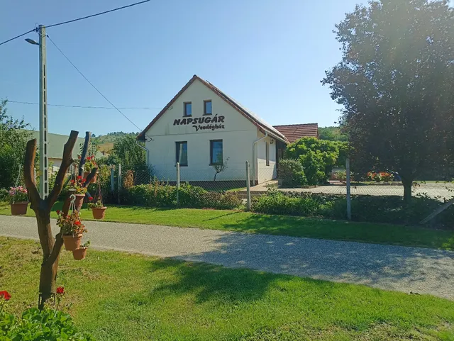 Napsugár Vendégház