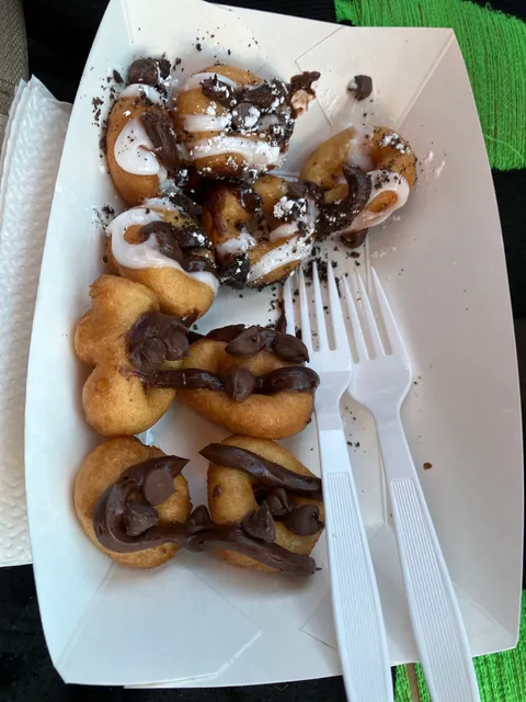Lucky's Mini Donuts