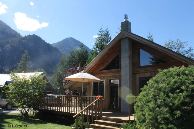 Stehekin Lake Cabin