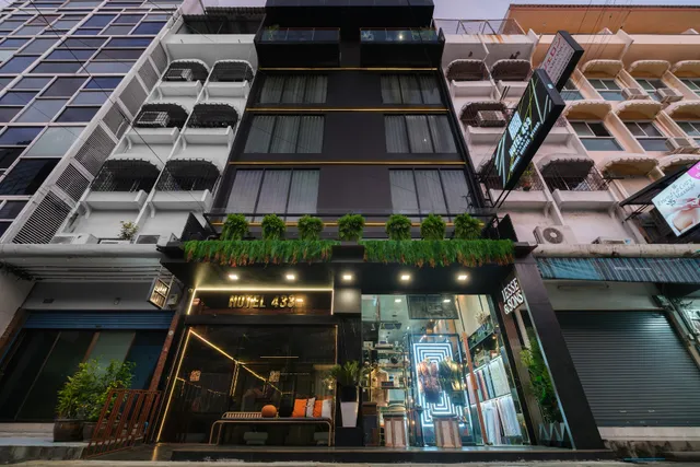 Hotel 433 Asoke Sukhumvit