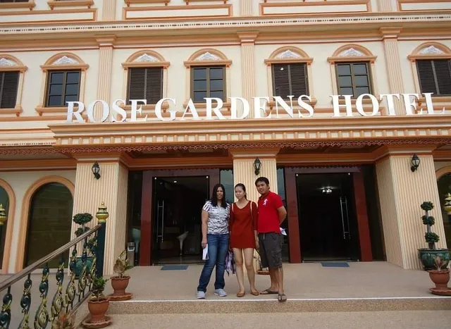 Rose Garden Hotel