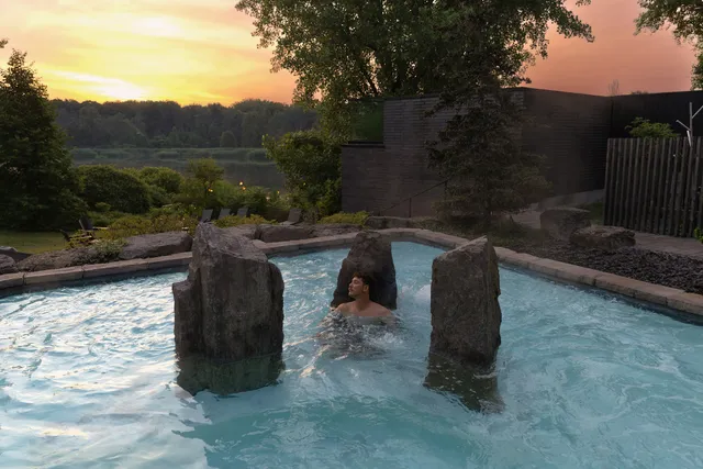 Strøm spa nordique / Montréal (Île-des-Sœurs)