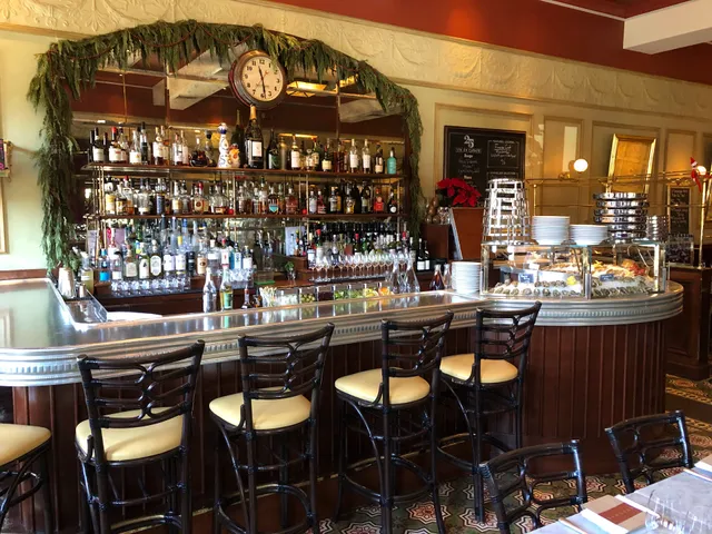 Bouchon Bistro