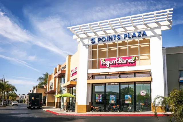 5 Points Plaza