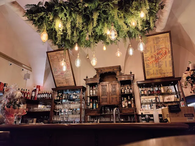 Bellini's Cafe & Bar