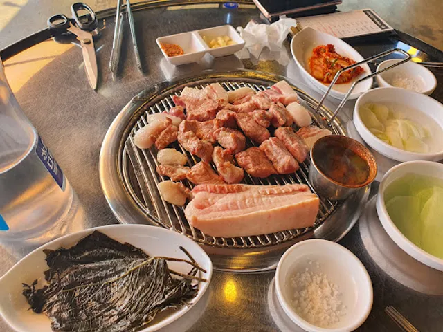 돈사돈 서귀포점