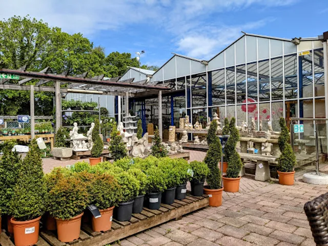 Hillier Garden Centre Three Legged Cross