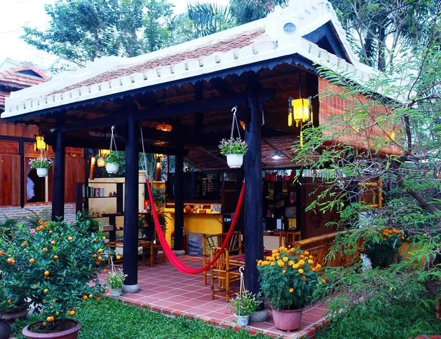 Golden Lantern Hoi An Homestay