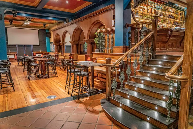 Merchant Café & Bar