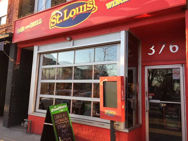 St. Louis Bar & Grill
