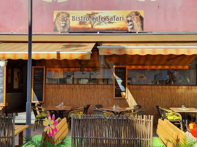 Bistro Cafe Safari