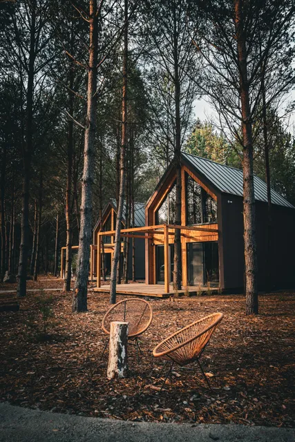 Osada LoveLaski • całoroczne domki w Borach Tucholskich • balia • sauna • grill • ognisko