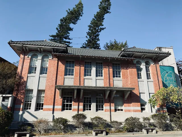 Yeh-Shyr-Tau Literary Memorial Museum