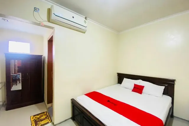 RedDoorz Syariah @ Delta Sari Aloha Waru