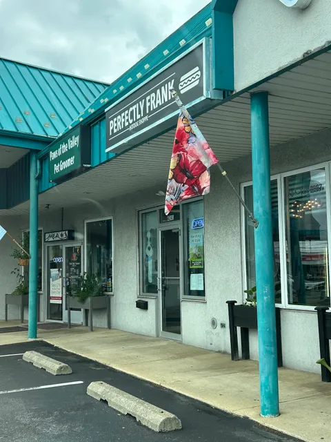 Perfectly Frank Hotdog Shoppe