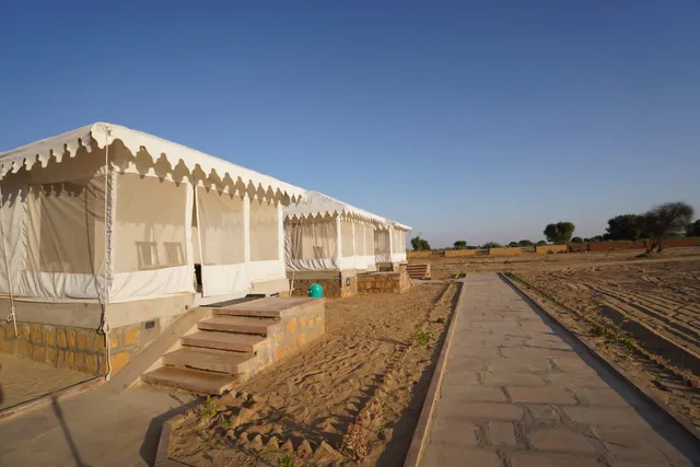 Discovery desert camps( Sam Sand Dunes )