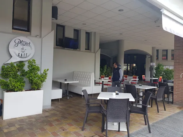 Planet Café
