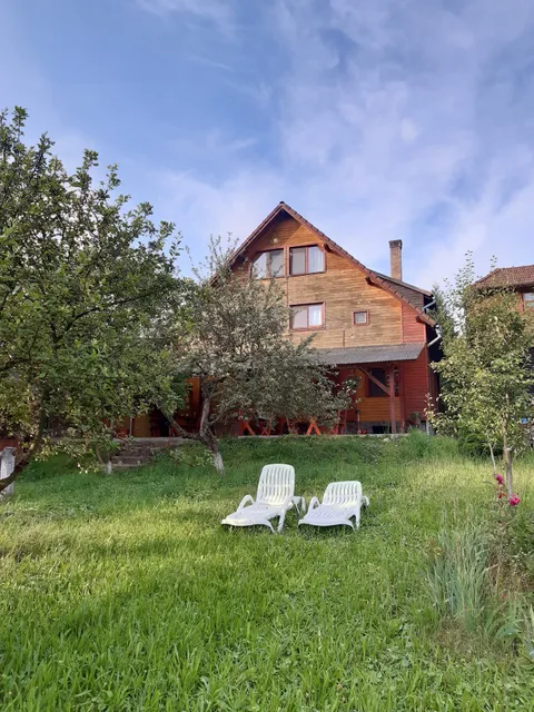 Pension Flowers Field