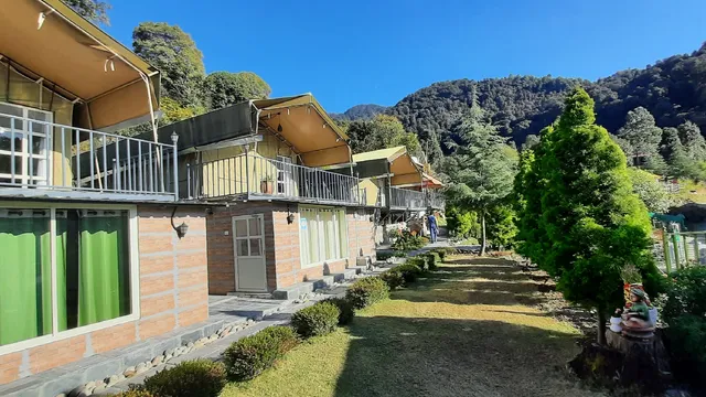 Camp Cedar (Camping in Bir)