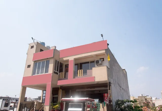 OYO 11743 Hotel Shree Krishna