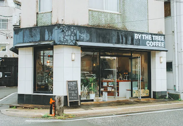 BY THE TREE COFFEE 奄美
