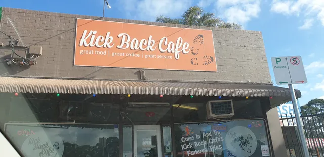 KICK BACK CAFE