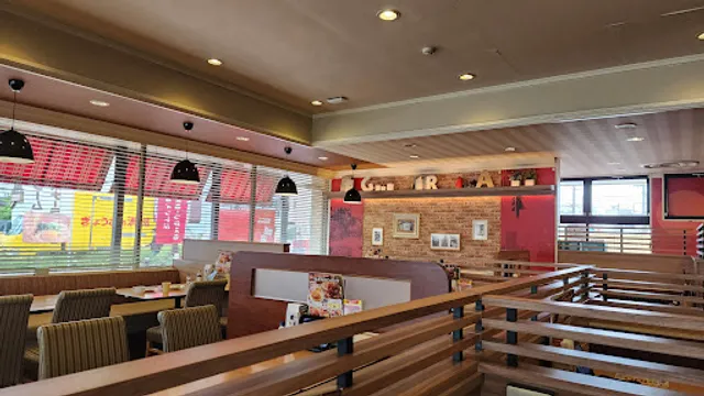 ガスト 草加西町店