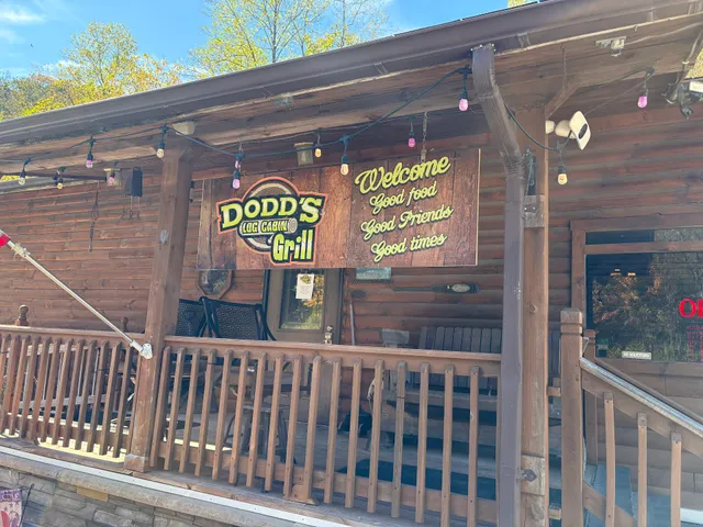 Dodd’s Log Cabin Grill