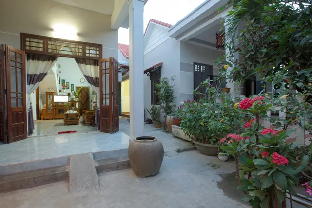 Cây Mận Homestay
