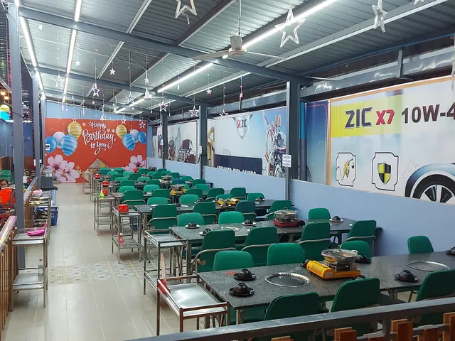 ពិភពសាច់អាំង 168 ប៊ូសហ្វេ (សាខា 2002)