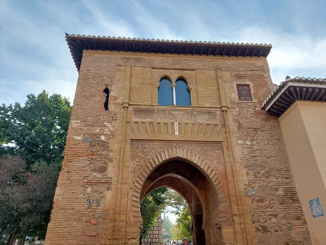 Puerta del Vino