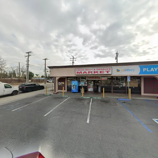 Fresh Meat & Produce Market