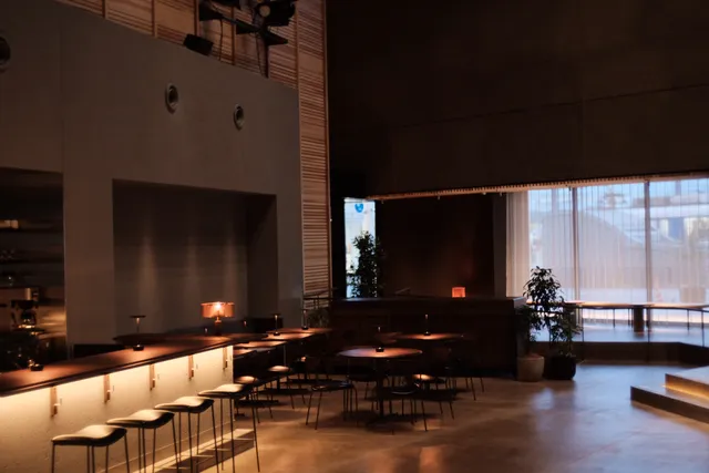 ULO(Restaurant / Music / Space)