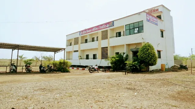 Kinara Lodging & Restaurant