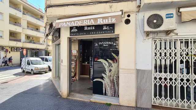 Panadería Pastelería Ruiz-Ruiz-Ruiz