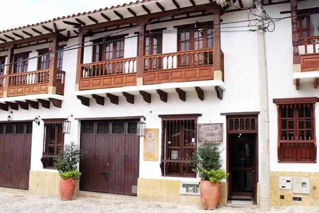 Casa Cantabria Hotel
