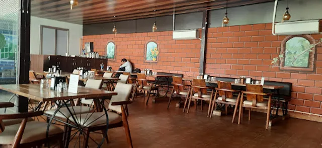 Dhaba Delight (Veg Restaurant)