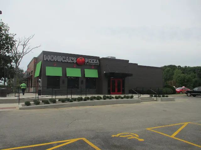 Monical's Pizza