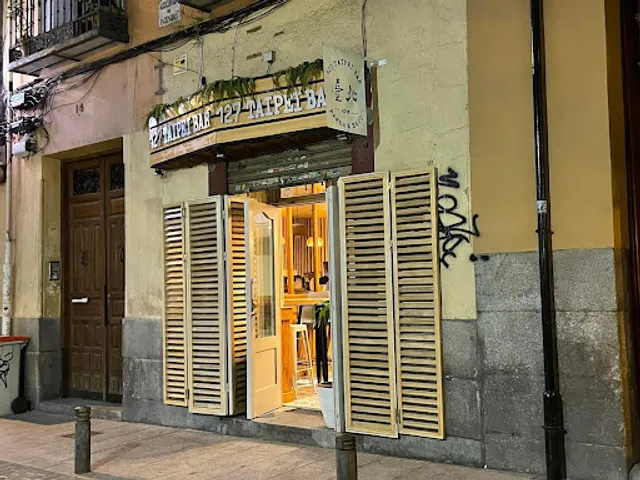 127 Taipei Bar Ramen & Baos