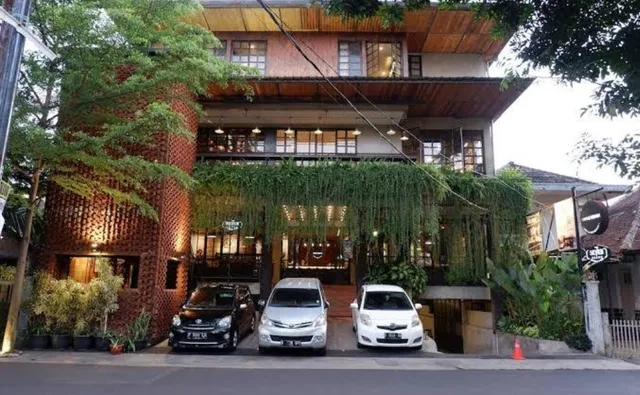 Triple Seven Bed & Breakfast