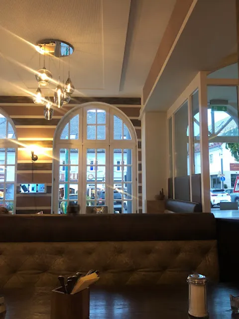 Memories Bar-Restaurant