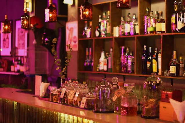 The Head Cage - Cocktail Hideaway