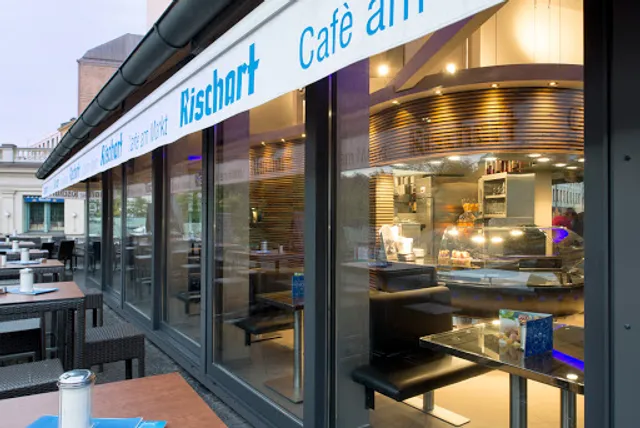 Rischart: Café am Markt