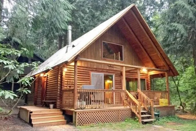 Mt. Baker Lodging – Cabin #43
