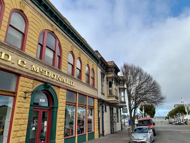 California Welcome Center, Eureka