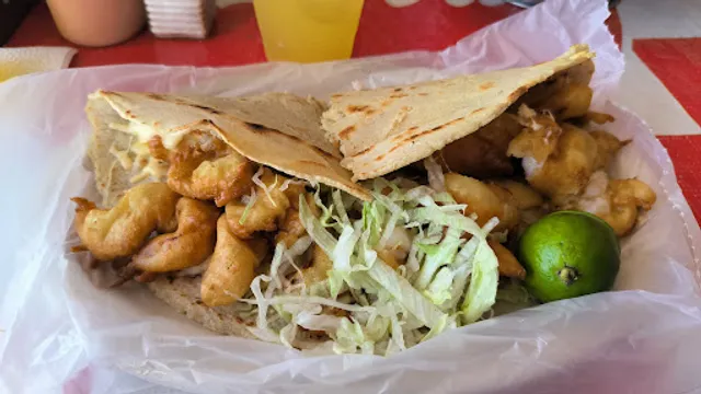 Taqueria McToño