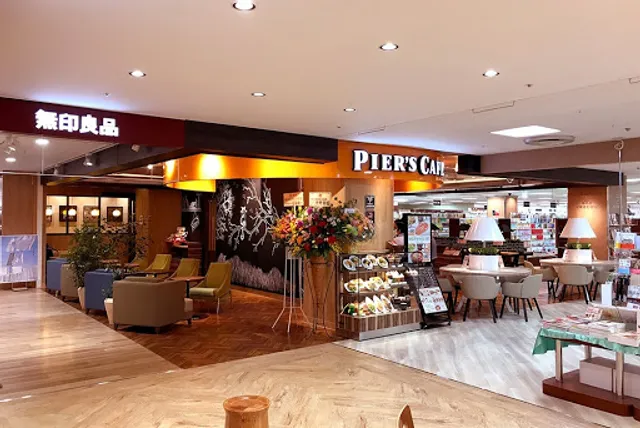 PIER'S CAFE