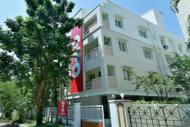 OYO Flagship 24394 Deepalakshmi Nandanam