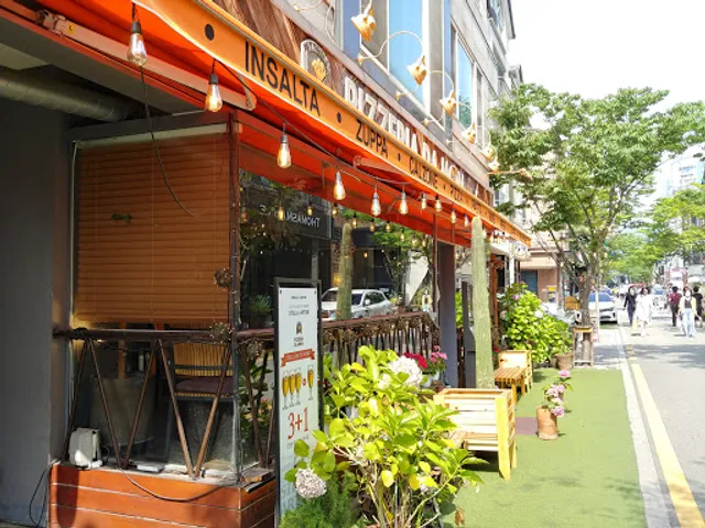 피제리아다문 (Pizzeria Da Moon)